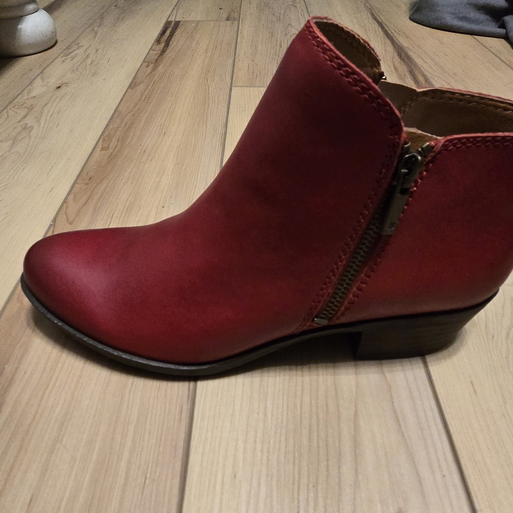 Lucky Brand Cherry Red Ankle Booties - Picture 3 of 6